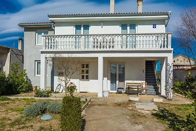 Apartment in Podlug mit Balkon und Garten