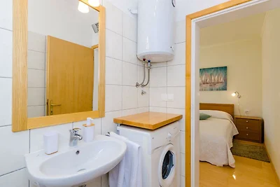 Apartments Sara (Molunat)