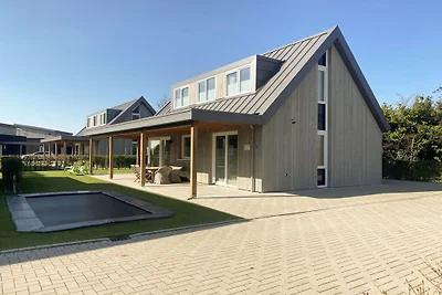 Villa in Kamperland mit Schwimmbecken