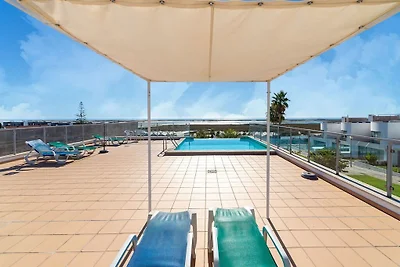 Casa vacanze con piscina a straripamento...