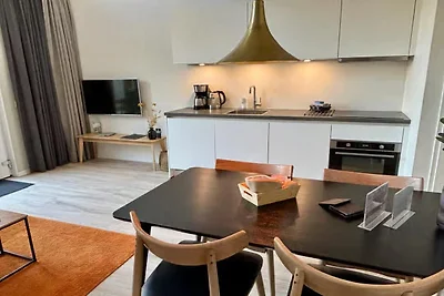 Schöne Lodge am Kirchplatz gelegen.