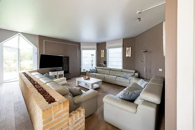 Luxusvilla mit Jacuzzi & Sauna