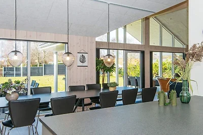 14 Personen Ferienhaus in Juelsminde