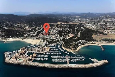 Ferienhaus in La Favière in Strandnähe