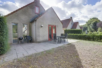 Bungalow aan het meer met tuin, geschikt voor...