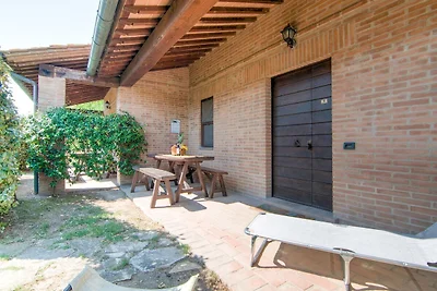 Grande casa colonica con piscina