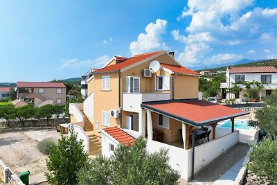 Gemütliches Ferienhaus in  Jasenice