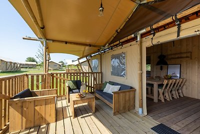 Glamping tent op aan het IJsselmeer