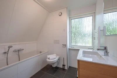 Villa indipendente con quattro bagni, da Vrac...