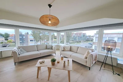 Helle 3-Zimmer-Wohnung am Strand
