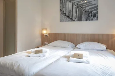 Renovierte Villa für drei Familien in...