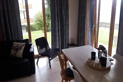 Angenehme Wohnung mit Terrasse in Hügeln
