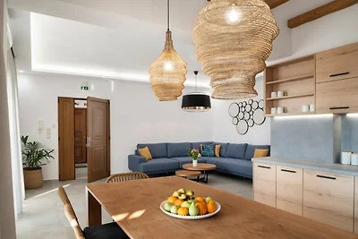 Luxuriöses Ferienhaus in Nea Magnisia