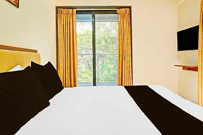 Townhouse Oak Amanora Mall