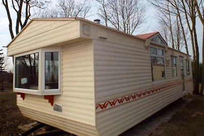 Mobile Home im Ferienpark mit Seezugang