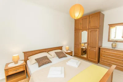 Apartment Mojaš - Two Bedroom Apartment with...