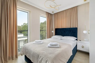 Zweistöckige Wohnung, Terrasse mit Whirlpool