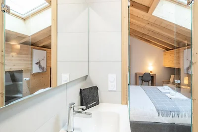 Nuovo appartamento con accesso diretto alle p...