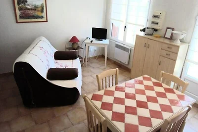 Bauernhaus in Aigues-Mortes in Strandnähe