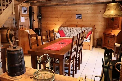 Chalet in Arèches mit Blick auf die Alpen