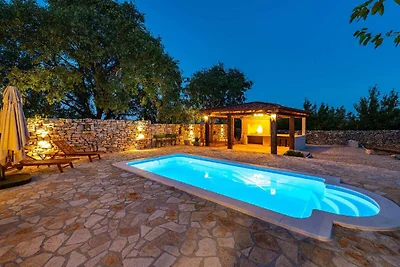 Rustikale Villa mit Pool der Nähe des...