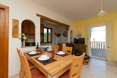 Casa su Rimediu in Orosei mit Balkon/Terrasse