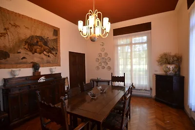 Elegante  casa vacanze a Faenza con giardino