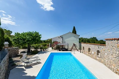 Antica mit Pool