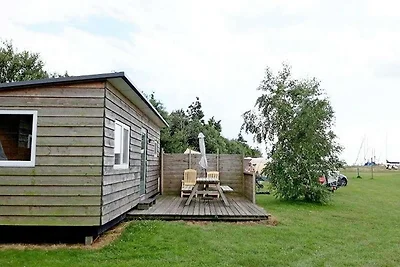 Schöne gemütliche Hütte am Hegermeer