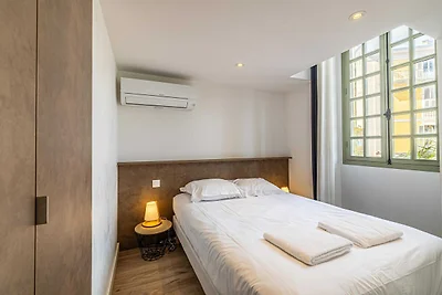 A/C Mezzanine Apt 2BR/4P - Place Garibaldi