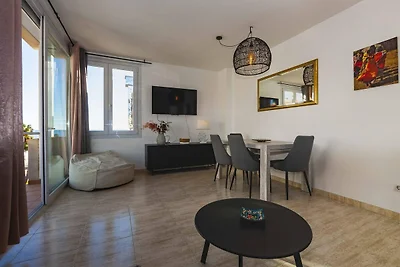 Appartement in Roses vlakbij het zandstrand