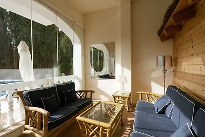 Premium-Villa mit Swimmingpool
