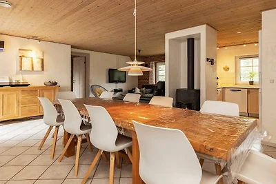 12 Personen Ferienhaus in Væggerløse