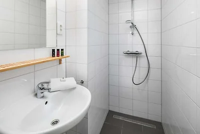 Modernes Ferienhaus im Grünen mit zwei...