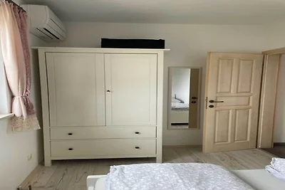 Apartment mit 1 Schlafzimmer und Balkon