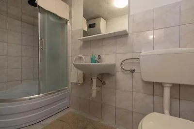 Three Bedroom Holiday Home
