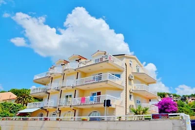 Villa Tomi - Studio With Balcony (10)