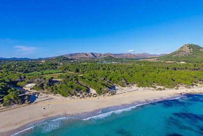 Landhuis vlakbij het strand van Cala Torta