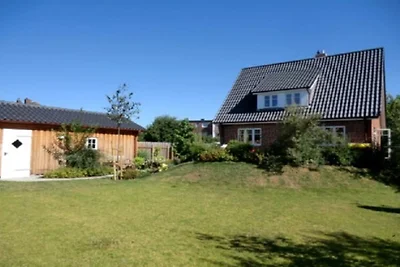 Ferienhaus in Wyk mit Schwimmbecken