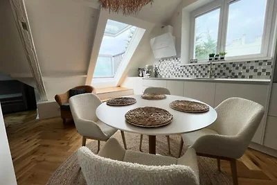 Regent House en Spa boven de golven