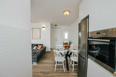 Spacious Luxury Trogir Apartments - Classic T...