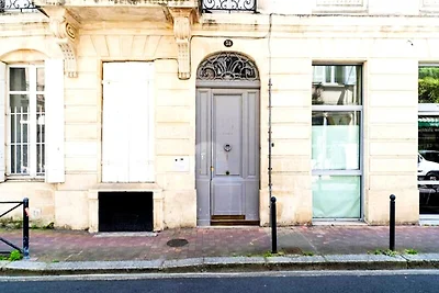Helle zentrale Wohnung mit Terrasse