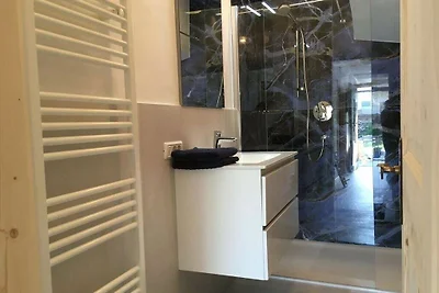 Ferienwohnung mit 2 Schlafzimmer
