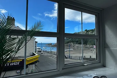 SEASIDE Apartment Two Bed Room Apartment (5...