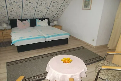 Ferienwohnung mit 2 Schlafzimmer