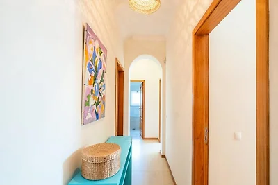 Villa in Gale met zwembad vlakbij Gale Beach