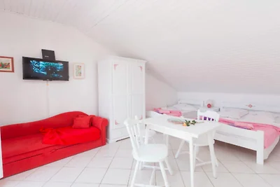 Apartments Lily Studio with Terrace and Sea...