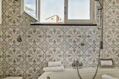 Wohnung in Genova mit Balkon und Parken