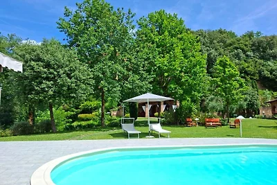 Ferienhaus in Palaia mit Schwimmbecken