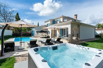 Villa in Tar mit Schwimmbecken